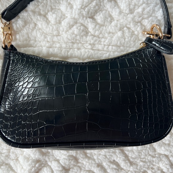 Amazon Croc Embossed Handbag - Picture 4 of 5
